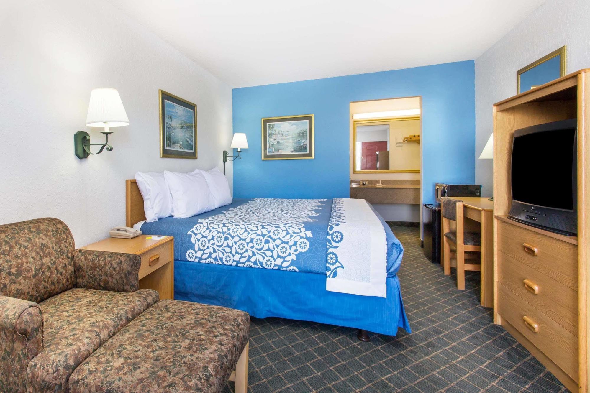 Days Inn By Wyndham West Palm Beach Extérieur photo